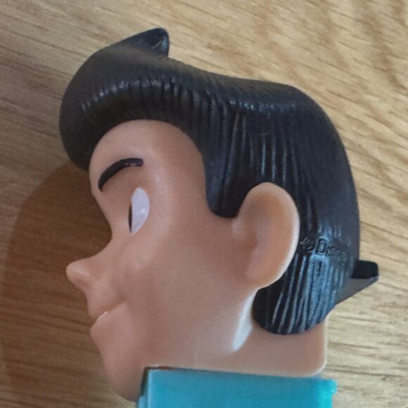 PEZ Candy Dispenser Meet the Robinsons Wilbur, Loose, Blue Stem, Hungary, 2007 - Picture 8 of 16